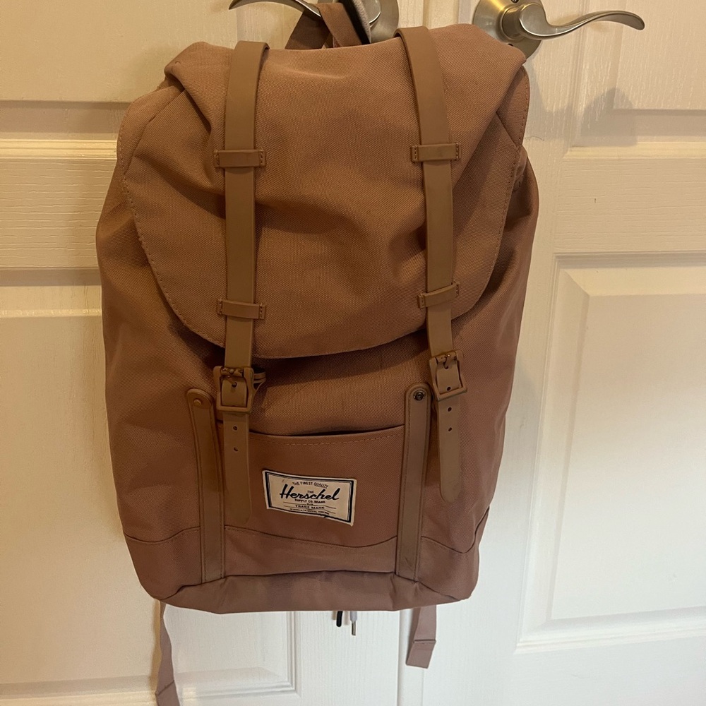 🌸 Herschel Rose Pink Backpack – Chic, Spacious & Ready for Anything! 🌸